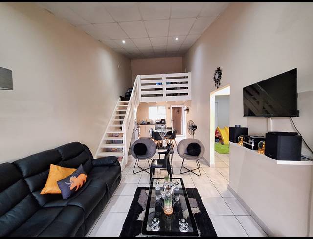 2 BEDROOM APARTMENT FOR SALE IN CHASEDENE